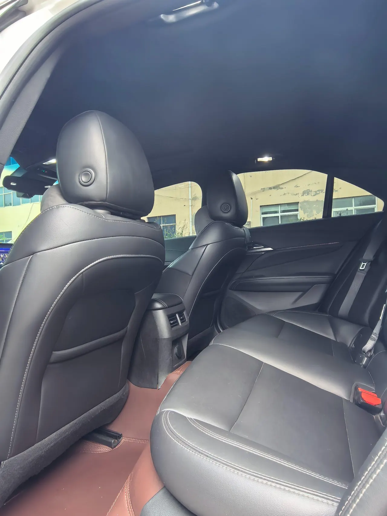 Cadillac 2021 CT4 2.0T 28T luxury automatic gear 3