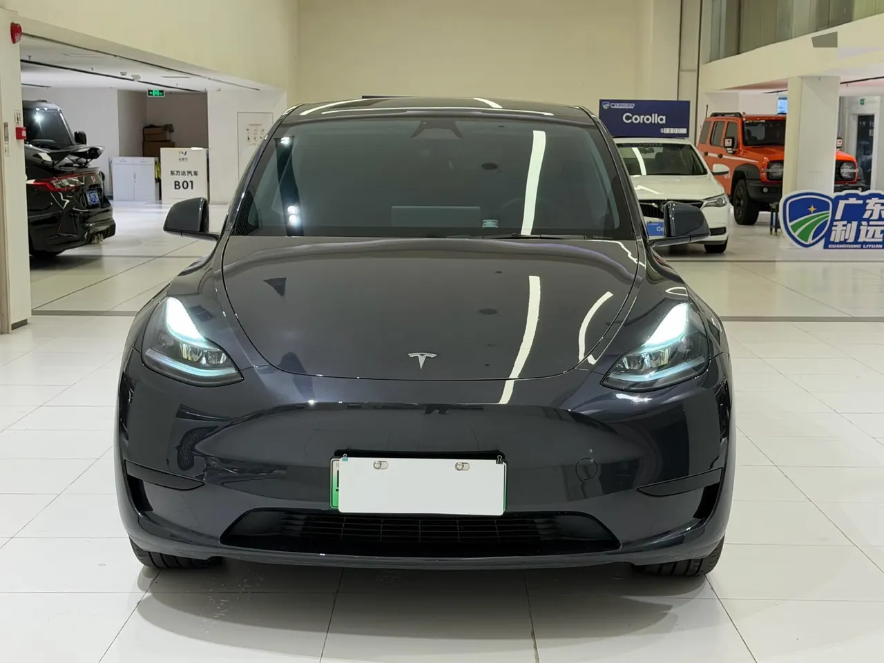 Tesla 2024 Model Y rear-wheel drive version automatic transmission 2