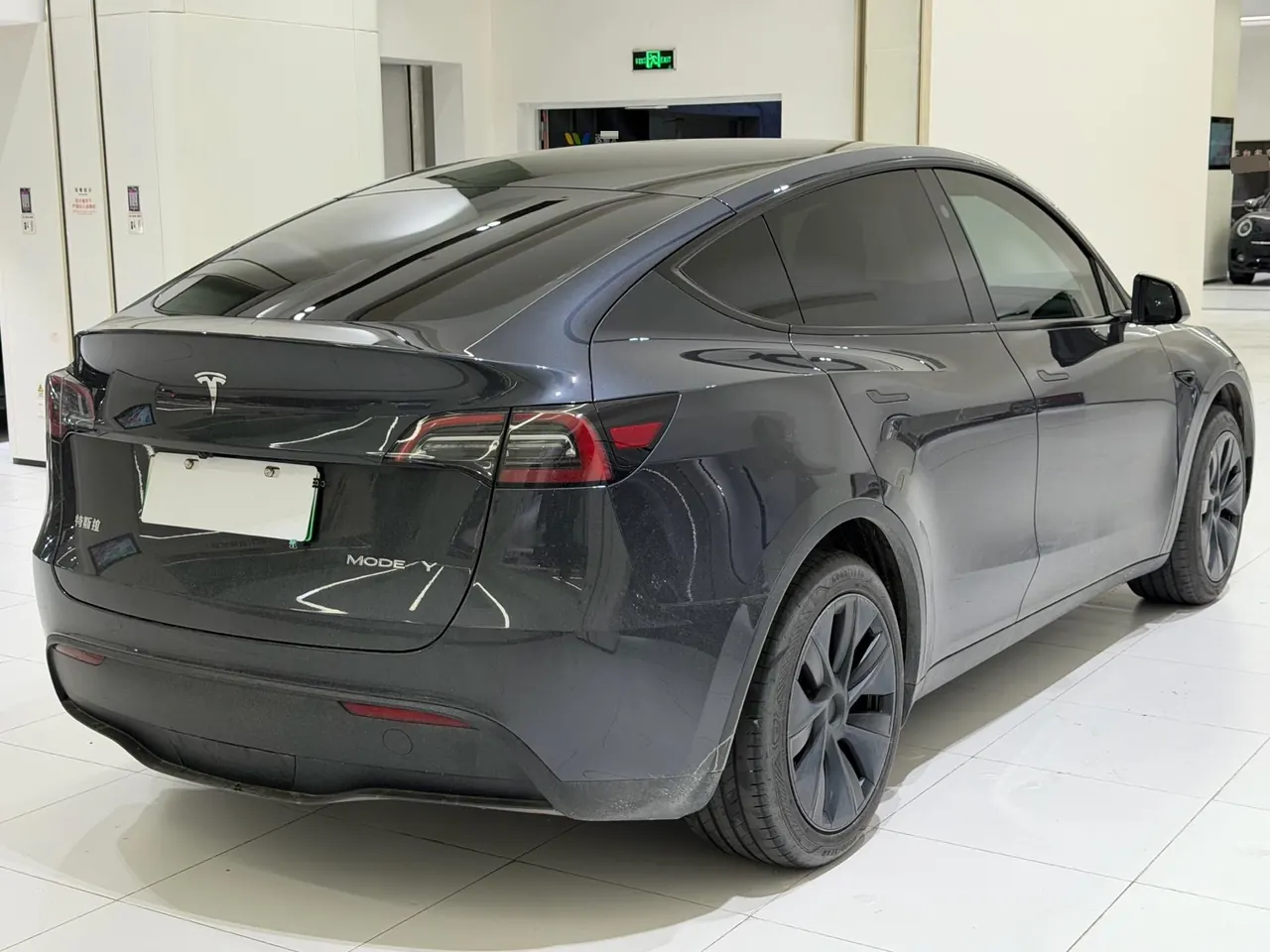 Tesla 2024 Model Y rear-wheel drive version automatic transmission 4