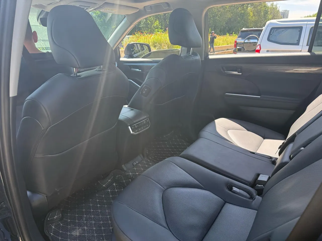 Toyota 2026 Highlander 2.0T 380T 4-wheel drive premium version 7-seat automatic gear 5