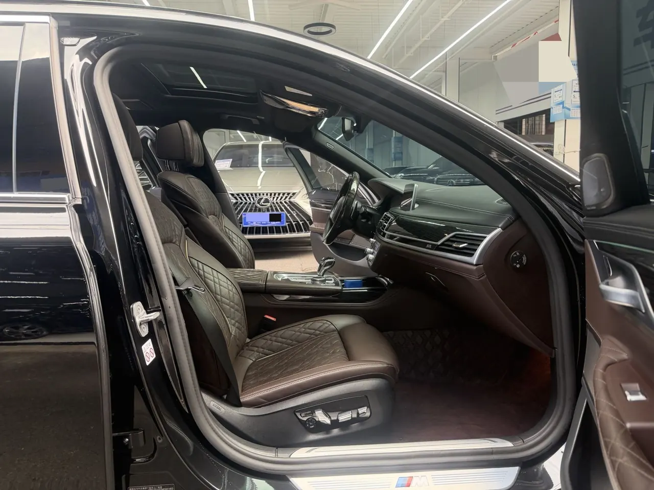 BMW 7 Series (Imported) 2021 740Li 3.0T Leading M Sports Suit Automatic Gear 16