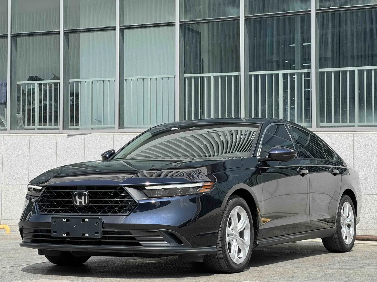 Open image lightbox: Honda 2023 11th Generation Accord 1.5T Stepless 260TURBO Deluxe Automatic Gear