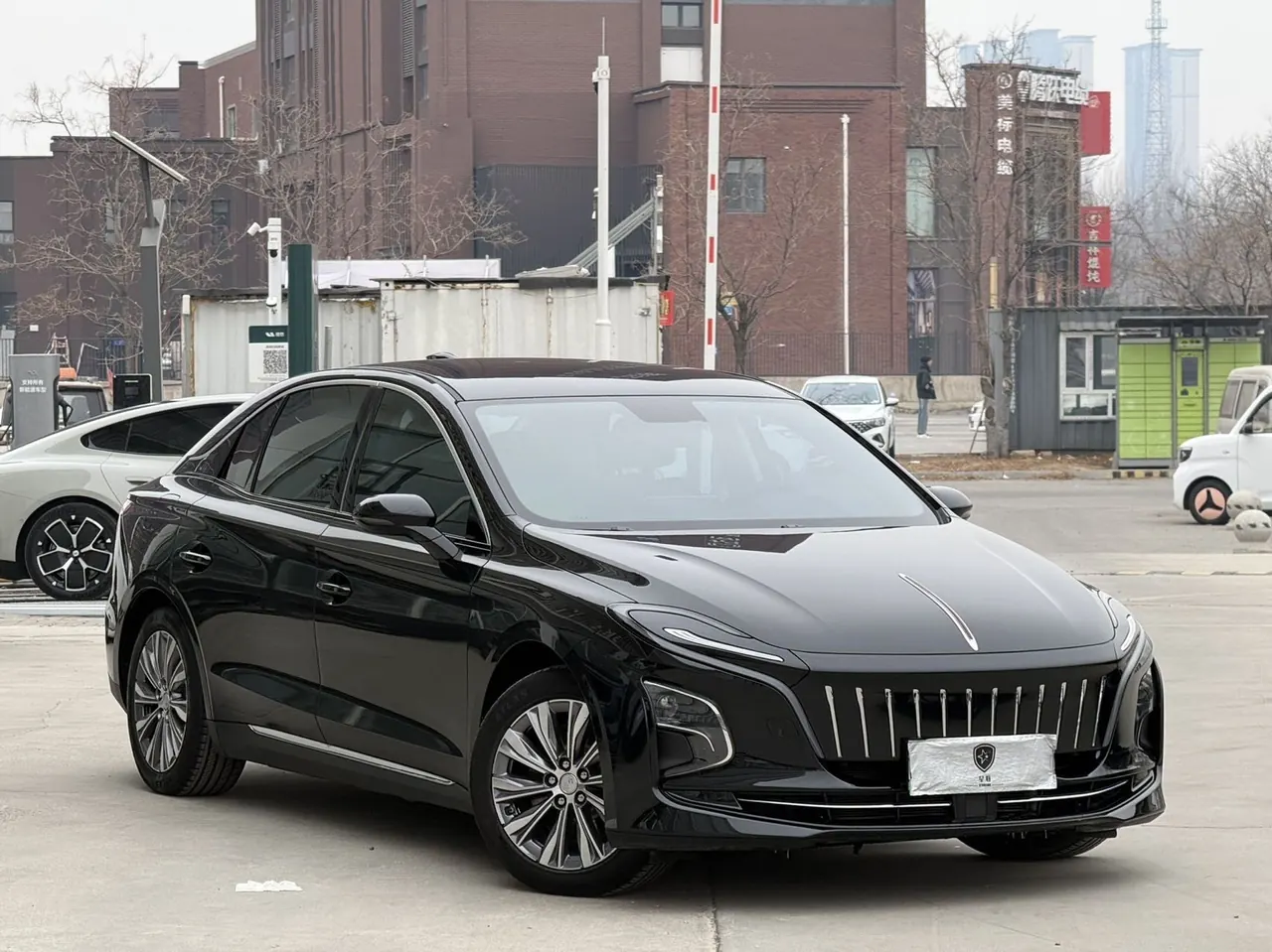 HongQi 2023 E-QM5 E-QM5 PLUS automatic gear 2