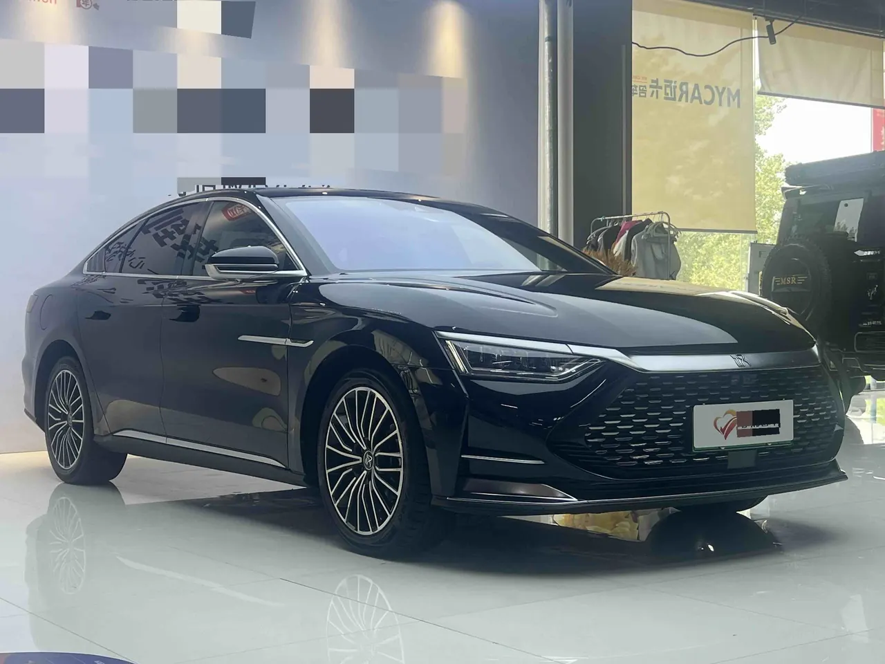 BYD 2020 Han DM 2.0T four-wheel drive performance version luxury automatic gear 3