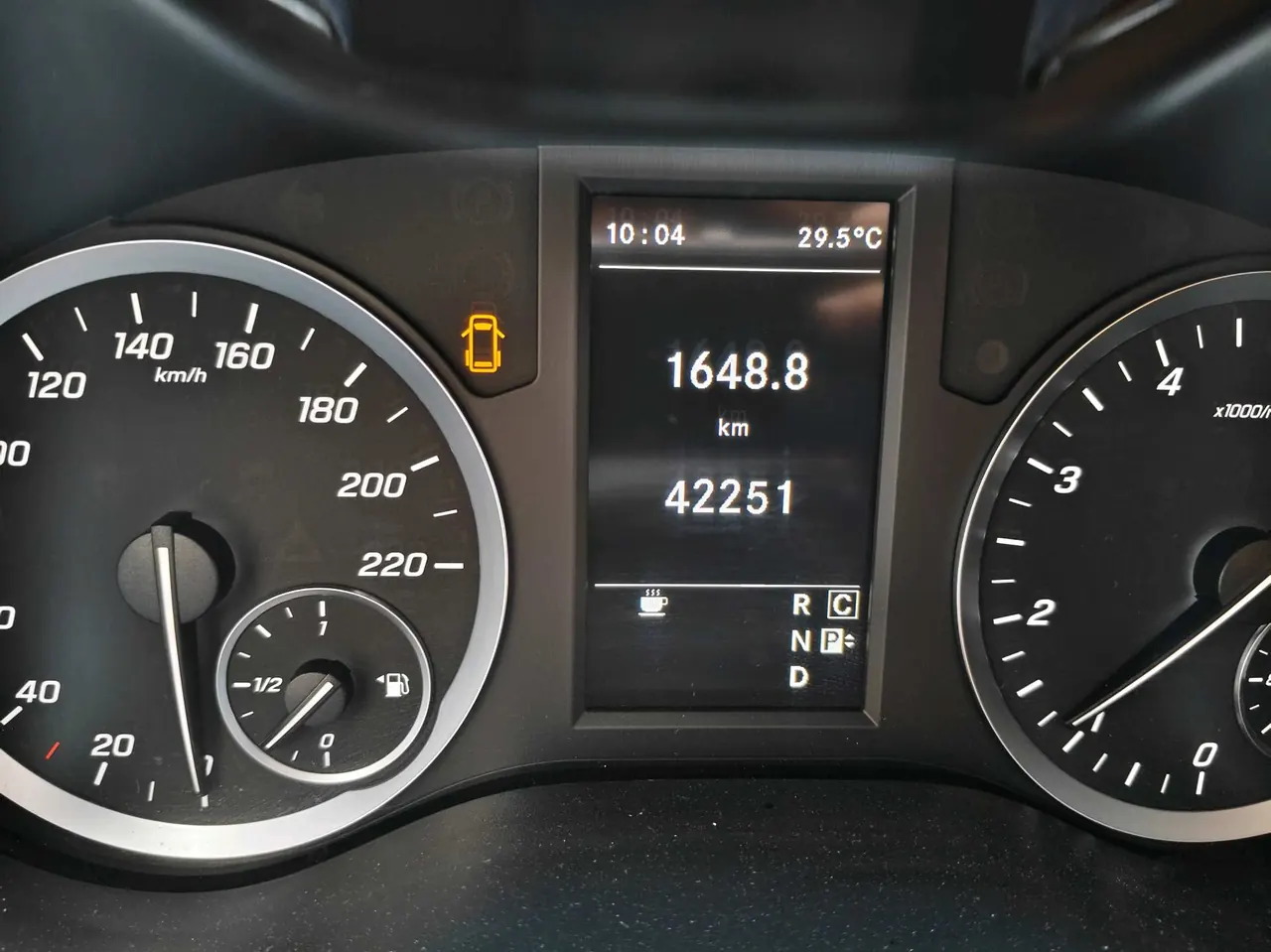 Mercedes Benz 2021 Vito 2.0T Business Edition 8-seat Automatic Gear 11