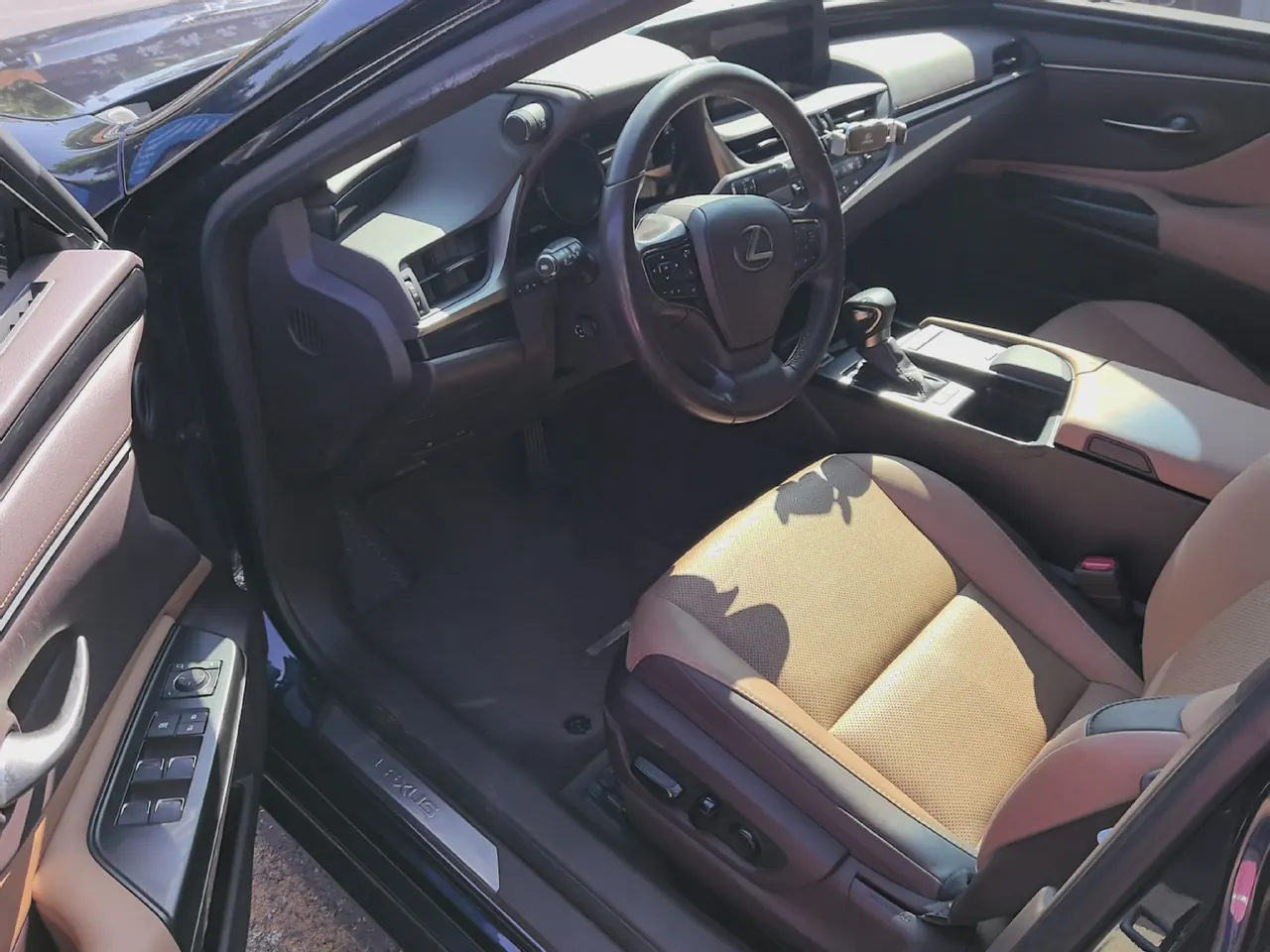 Lexus ES (Imported) 2021 ES300h 2.5 Stepless Excellence Edition Automatic Gear 3
