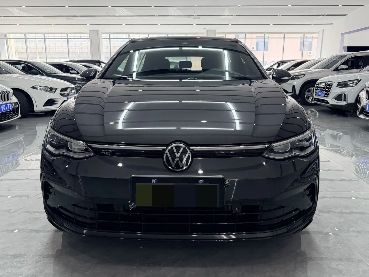 Volkswagen 2023 Golf 8 R-Line 1.4TSI 280TSI Lite Automatic 2