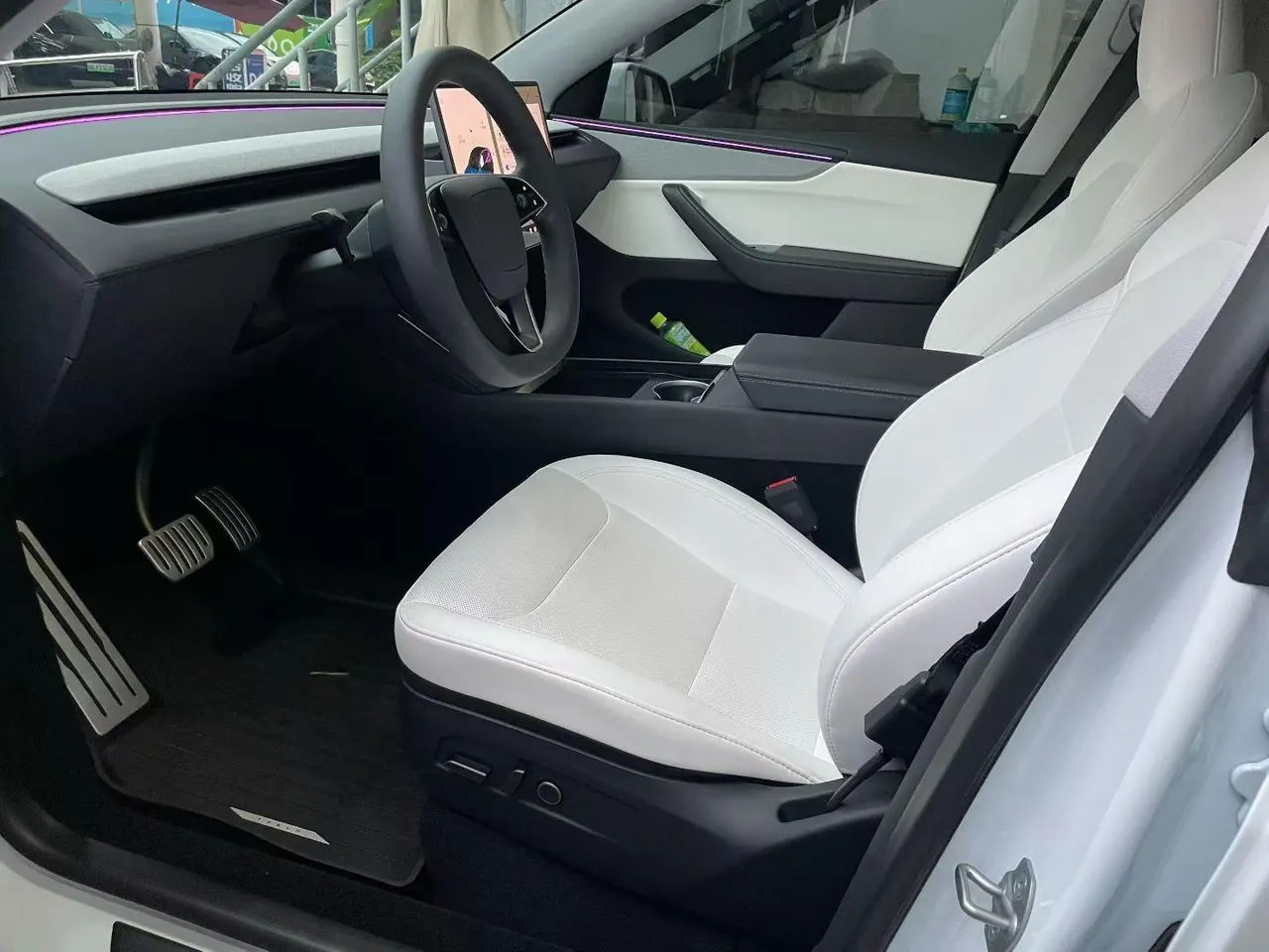 Tesla 2025 Model Y rear-wheel drive version automatic transmission 8