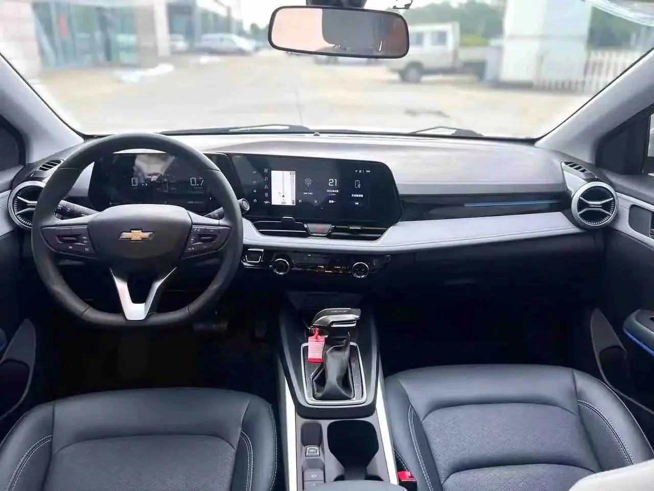 Chevrolet 2024 Cruze 1.5 Pleasant Edition Automatic Gear 2