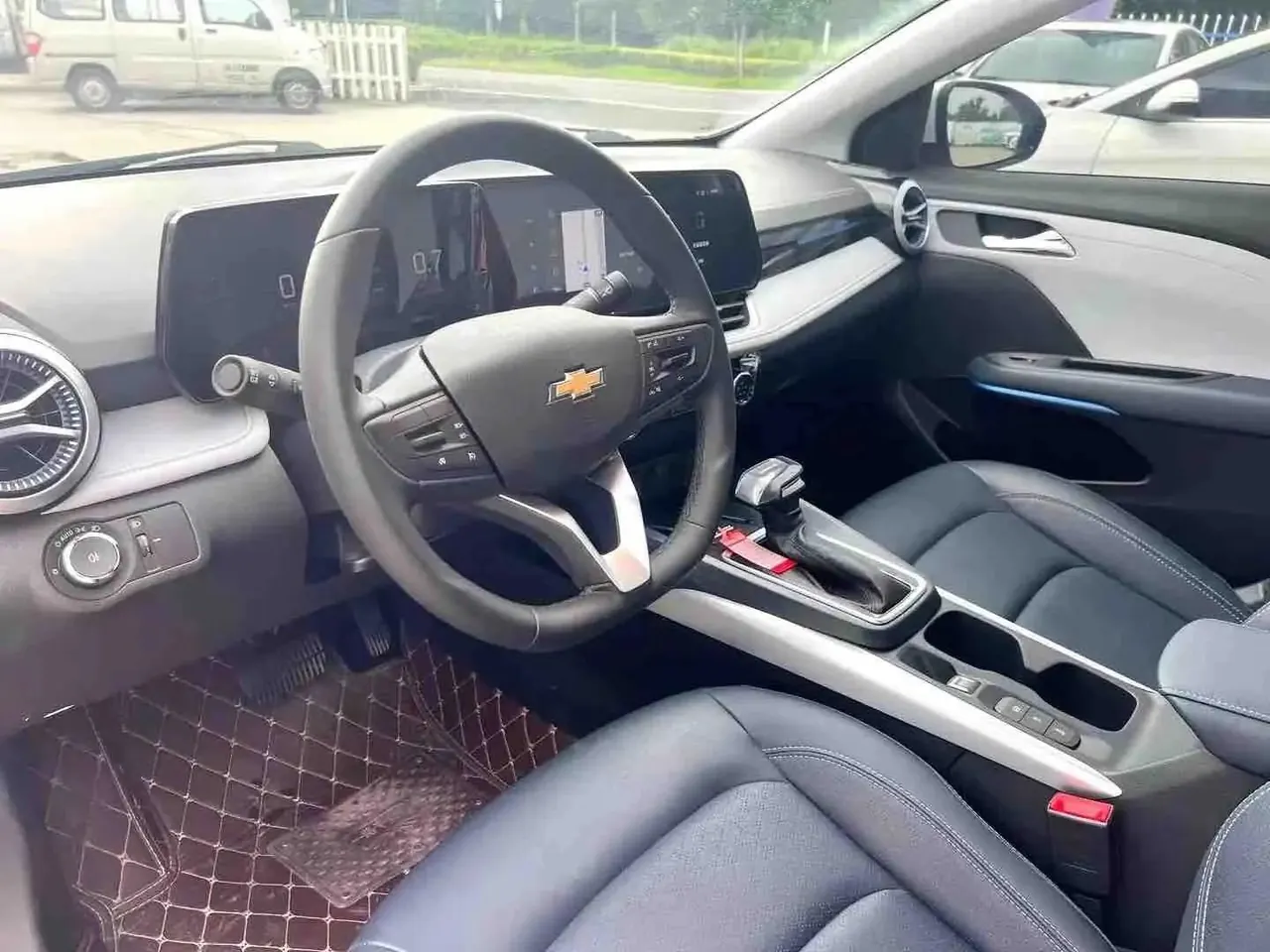 Chevrolet 2024 Cruze 1.5 Pleasant Edition Automatic Gear 3