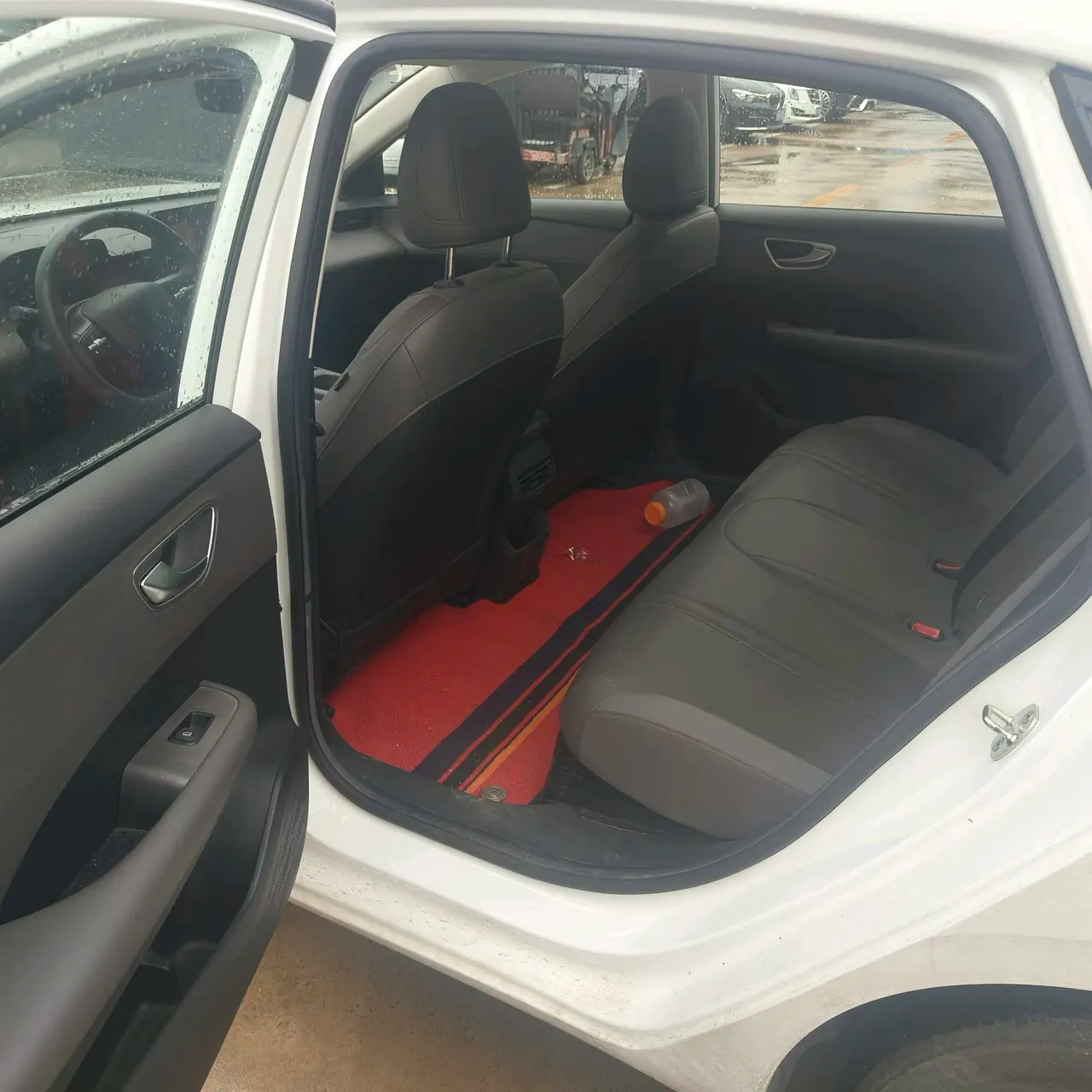 Roewe 2025 E 6 520km Travel Edition Automatic Gear 12