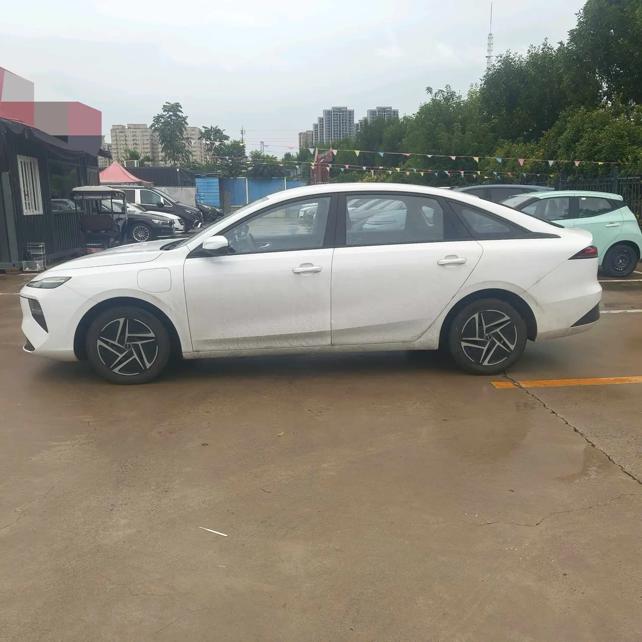 Roewe 2025 E 6 520km Travel Edition Automatic Gear 8