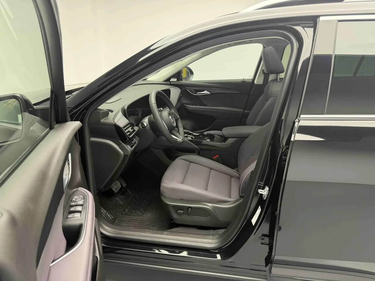 Buick 2026 Angkewei Plus 2.0T 28T Two-Drive Platinum Edition Automatic Gear 3