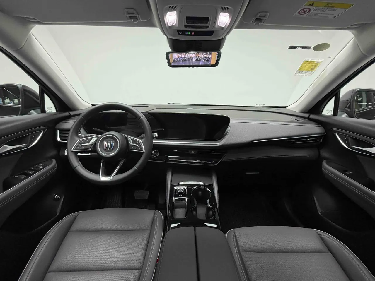 Buick 2026 Angkewei Plus 2.0T 28T Two-Drive Platinum Edition Automatic Gear 4