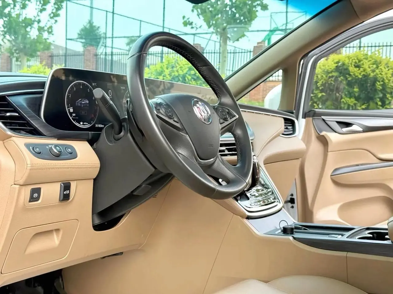 Buick 2021 GL8 ES Lu Zun 2.0T 653T Exclusive Automatic Gear 5