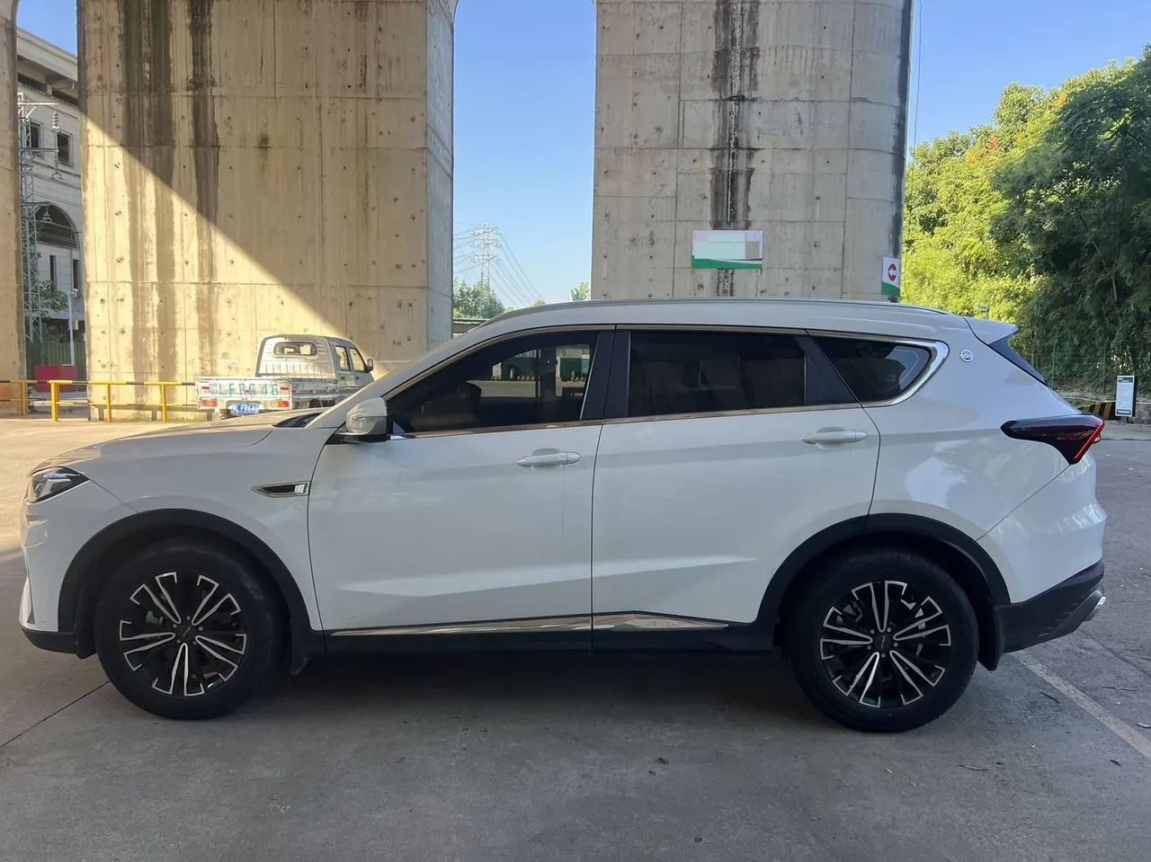 Jetour 2021 X70 PLUS 1.5T Mountain PRO5 (Modified) Automatic Gear 4