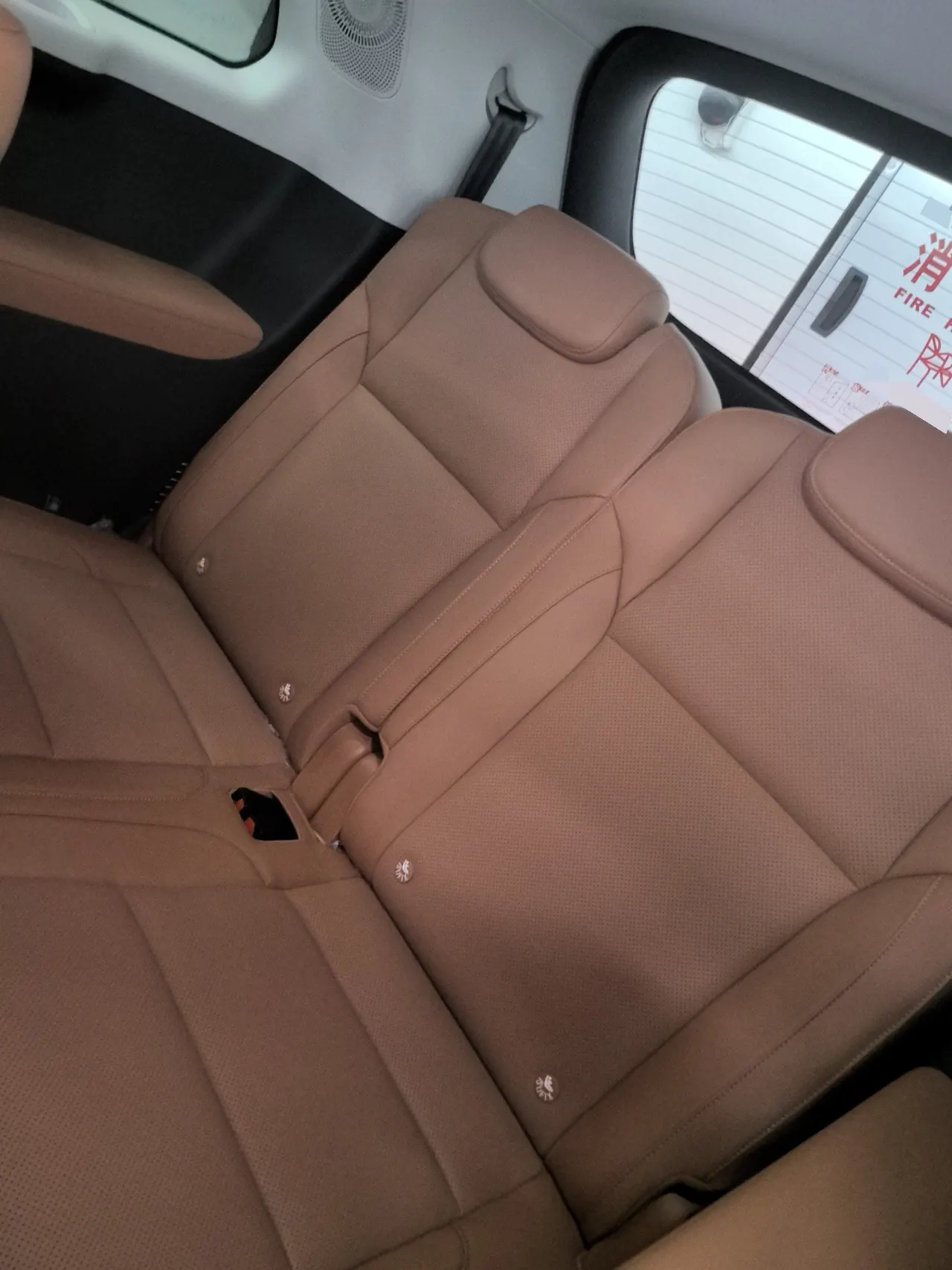 Leapmotor 2026 C 16 280 Laser Radar Zhizun Edition 6-seat Automatic Gear 5