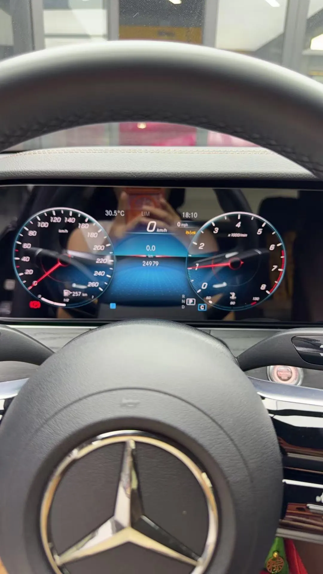 Mercedes Benz E-Class 2023 E 300 L 2.0T Sports Fashion Automatic Gear 6