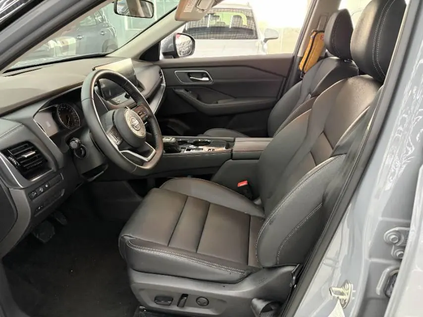 Nissan 2021 Qijun 1.5T Stepless VC-Turbo 15000.00g Drive Deluxe Automatic Gear 3