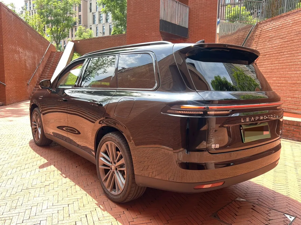 Leapmotor 2026 C 16 280 Laser Radar Zhizun Edition 6-seat Automatic Gear 9