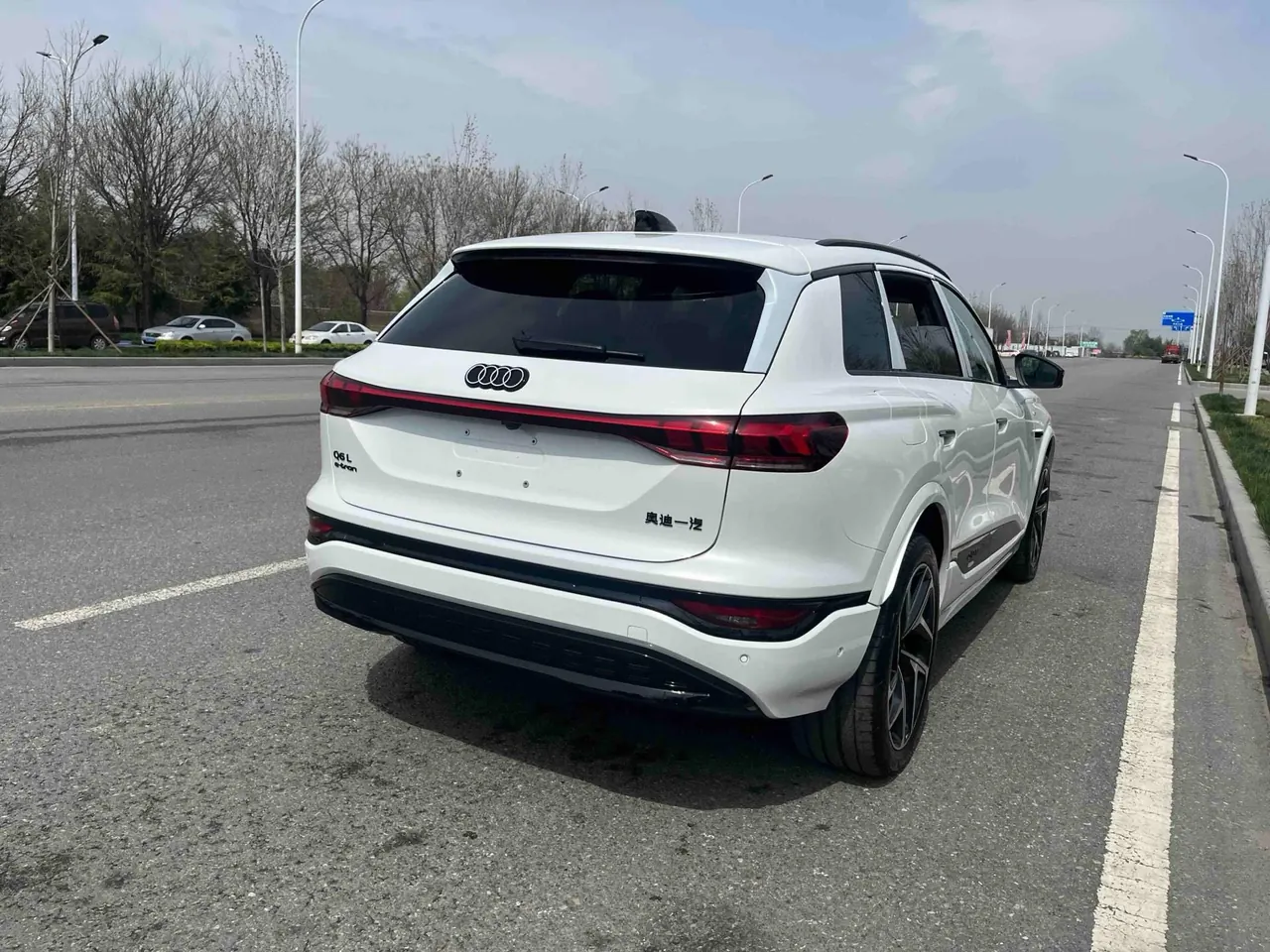 Audi 2026 Q6L Sportback e-tron Starts Pilot Edition Automatic Gear 16