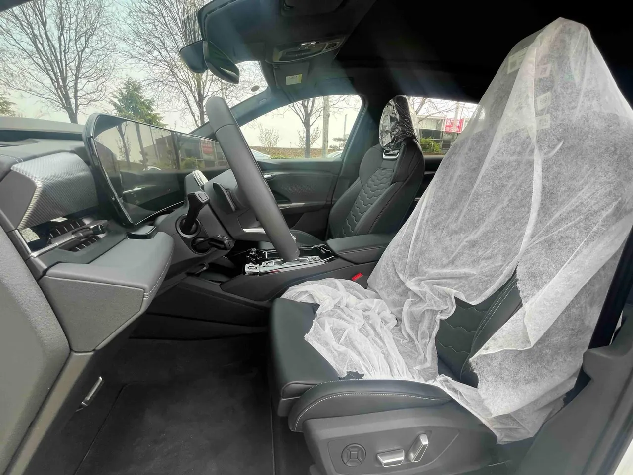 Audi 2026 Q6L Sportback e-tron Starts Pilot Edition Automatic Gear 8