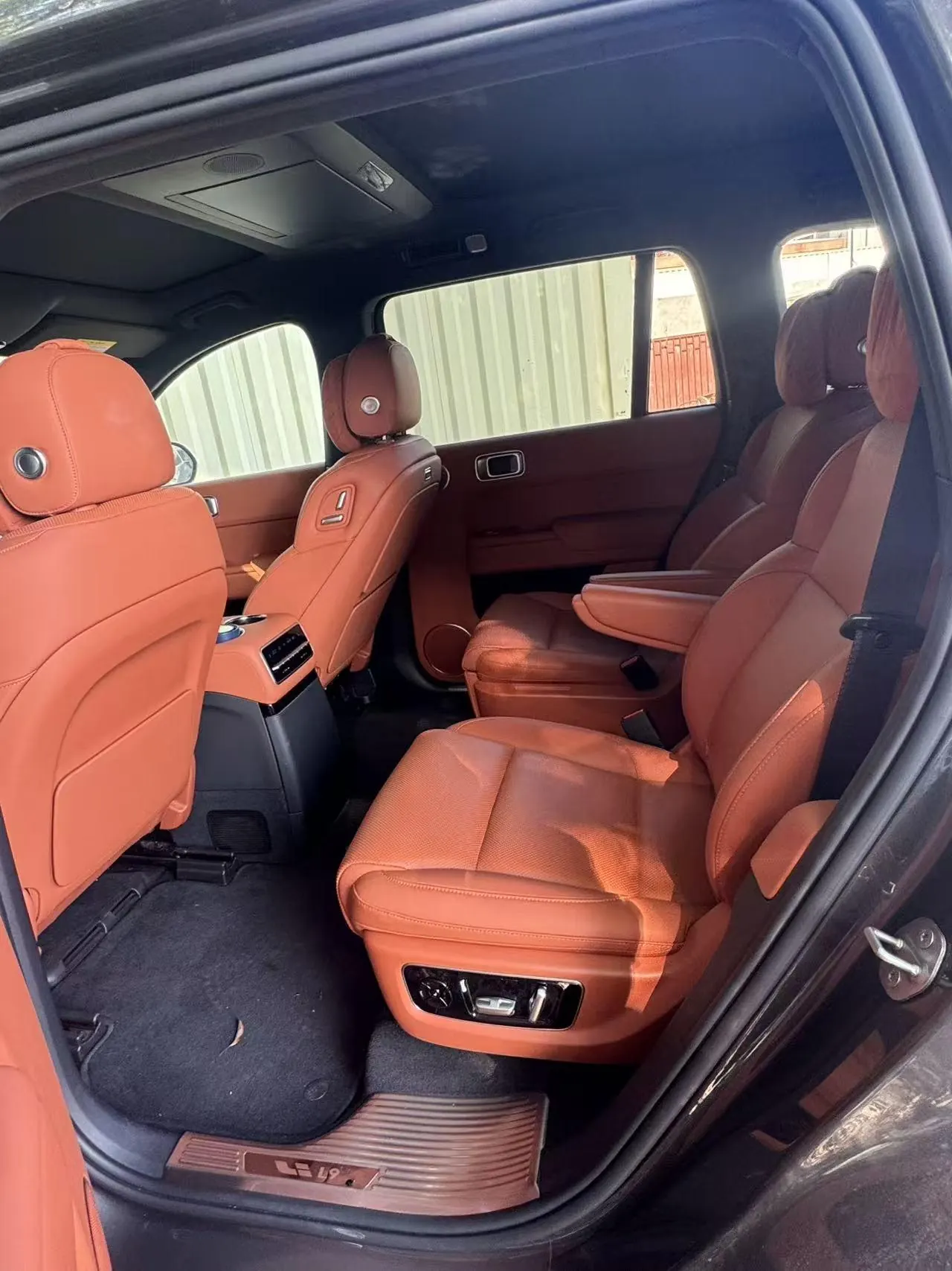 Li 2022 L9 1.5T Max Edition Automatic Gear 3