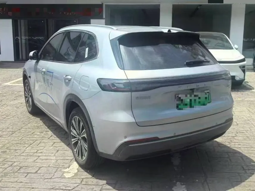Geely Galaxy 2026 Starship 7 EM-i 1.5 135km Starship Edition Automatic Gear 4