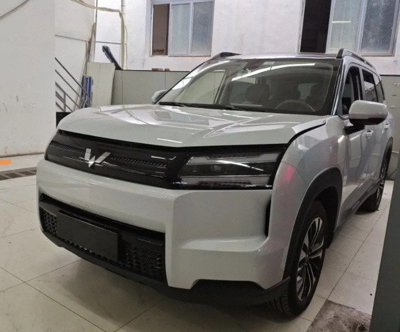 WuLing 2026 Starlight 560 500km Luxury Automatic Gear - View 1