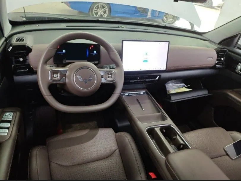 WuLing 2026 Starlight 560 500km Luxury Automatic Gear 5