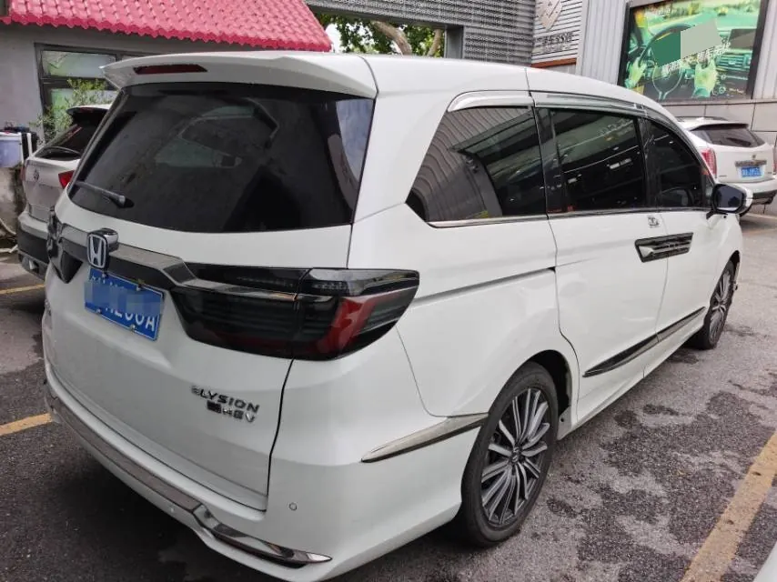 Honda 2022 Ailishen Hybrid 2.0 Stepless Deluxe First Edition Automatic Gear 6