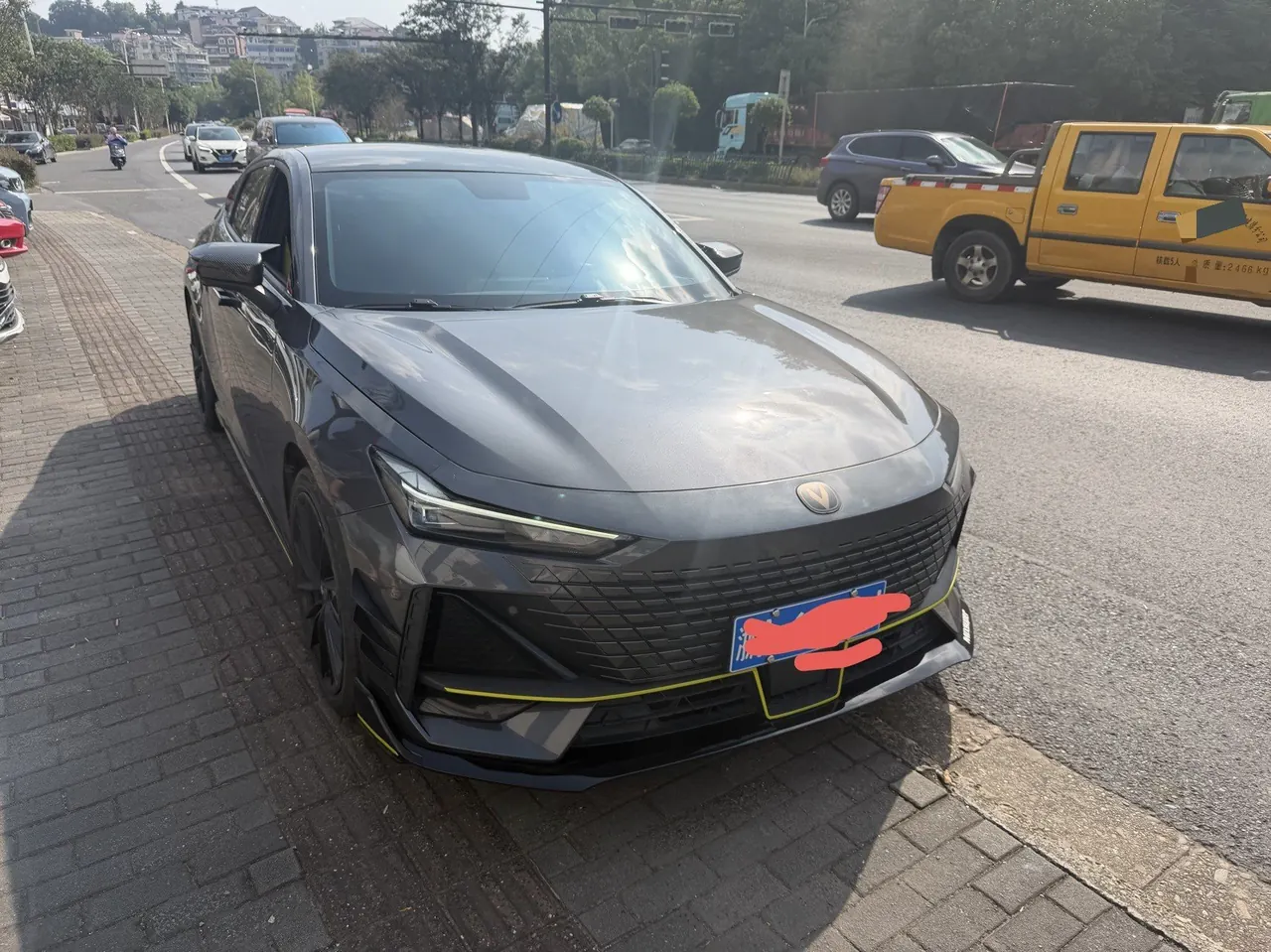ChangAn 2022 UNI-V 1.5T Sports Edition Automatic 2