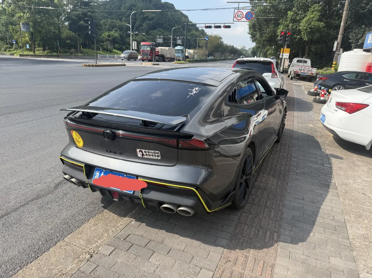 ChangAn 2022 UNI-V 1.5T Sports Edition Automatic 3