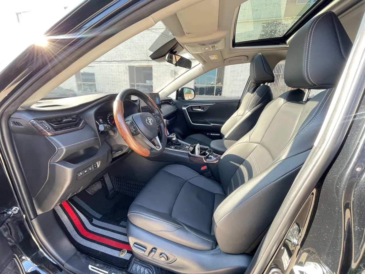 Toyota 2022 Wilanda 2.0 Stepless Two-Drive Leading Edition (Modified) Automatic Gear 3