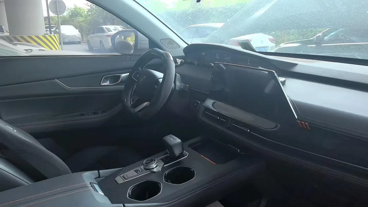 ChangAn 2021 UNI-K 2.0T Honorable Automatic 3