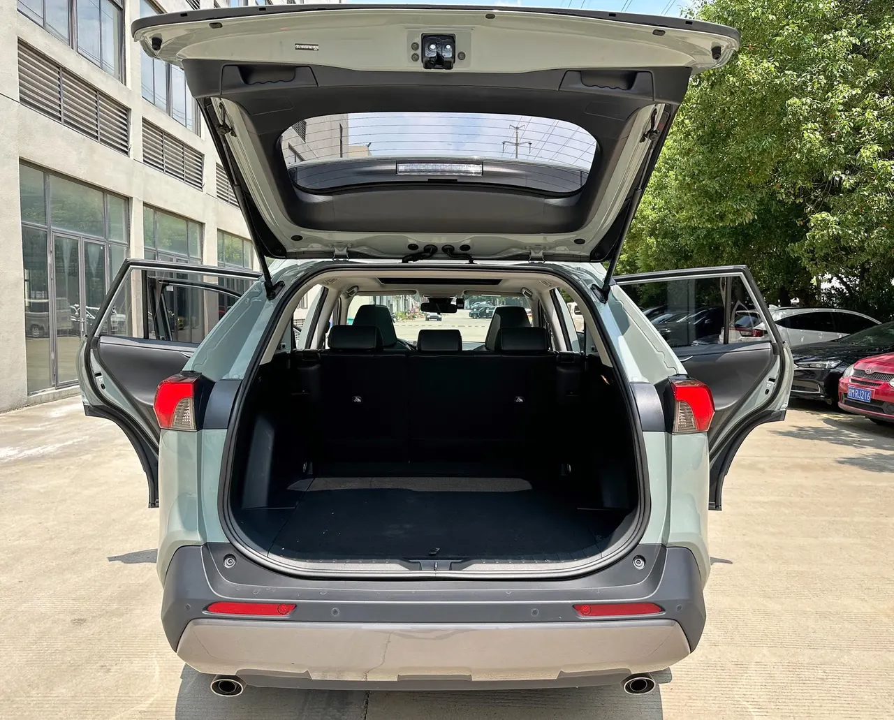 Toyota 2021 RAV4 Rongbo 2.0 Stepless Two-Drive Premium Edition Automatic Gear 10