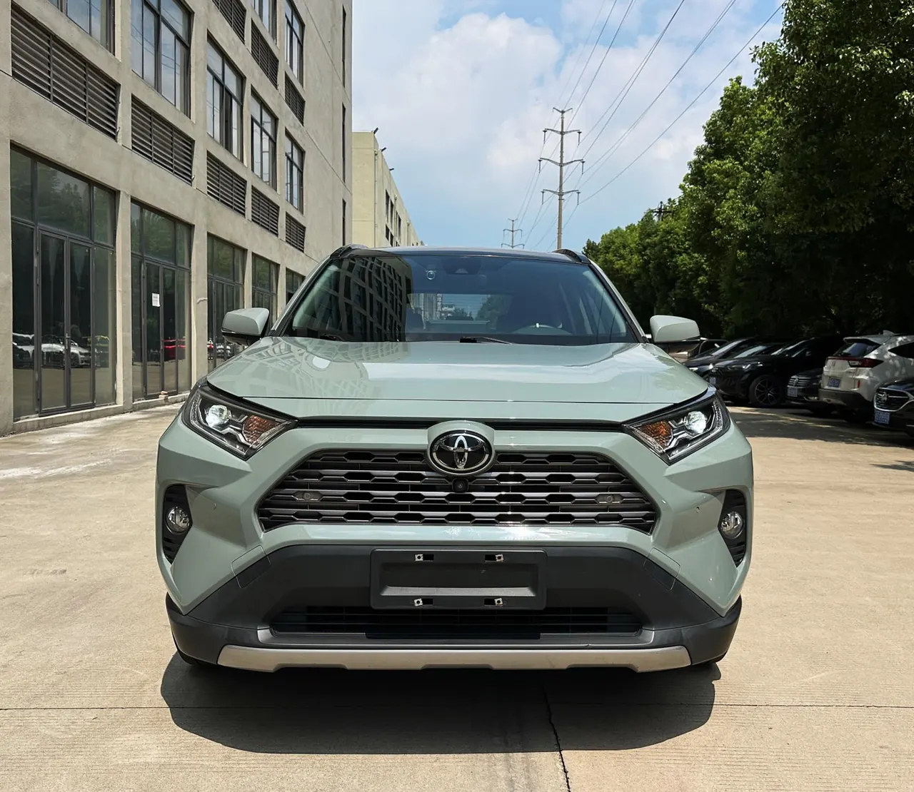Toyota 2021 RAV4 Rongbo 2.0 Stepless Two-Drive Premium Edition Automatic Gear 2