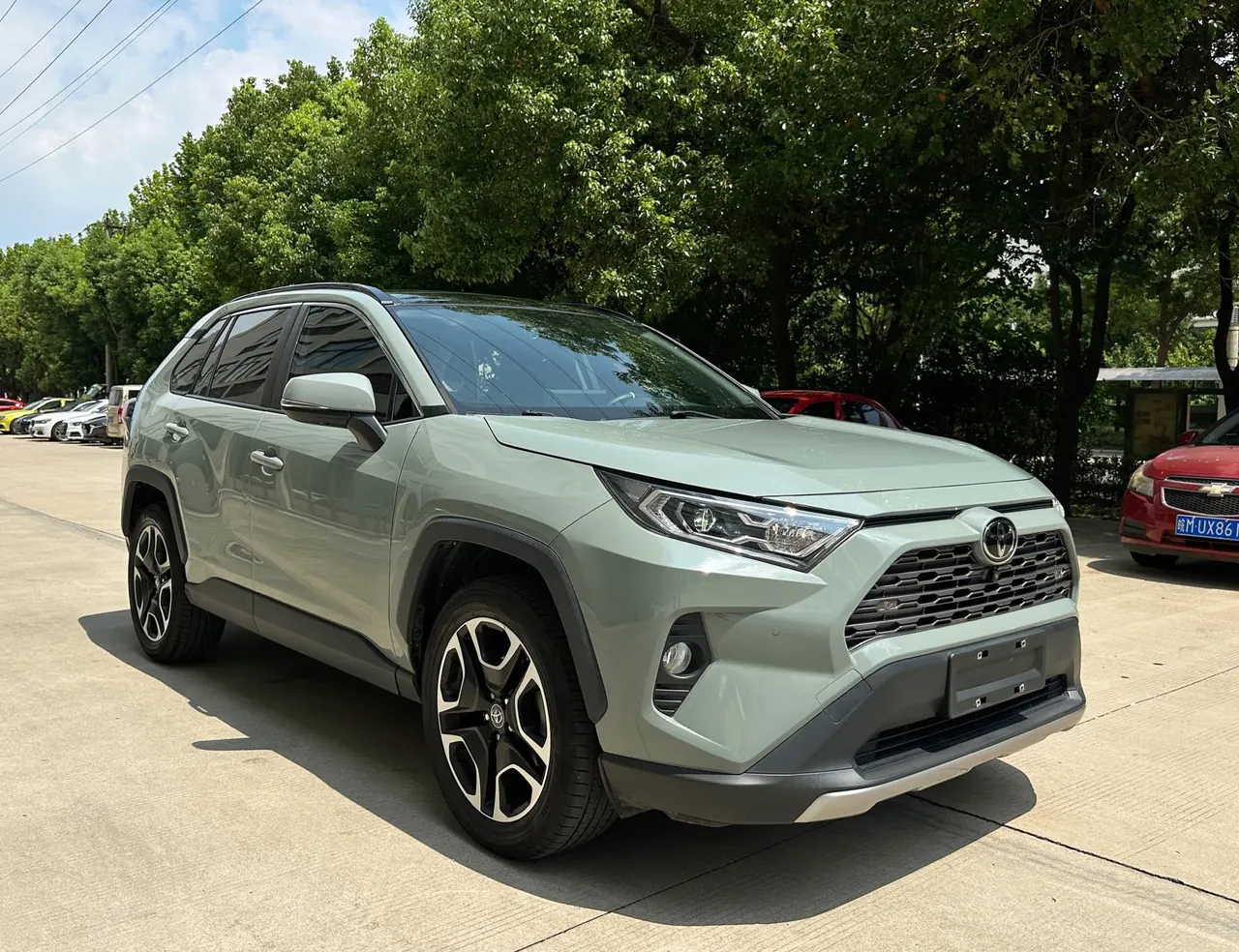 Toyota 2021 RAV4 Rongbo 2.0 Stepless Two-Drive Premium Edition Automatic Gear 3