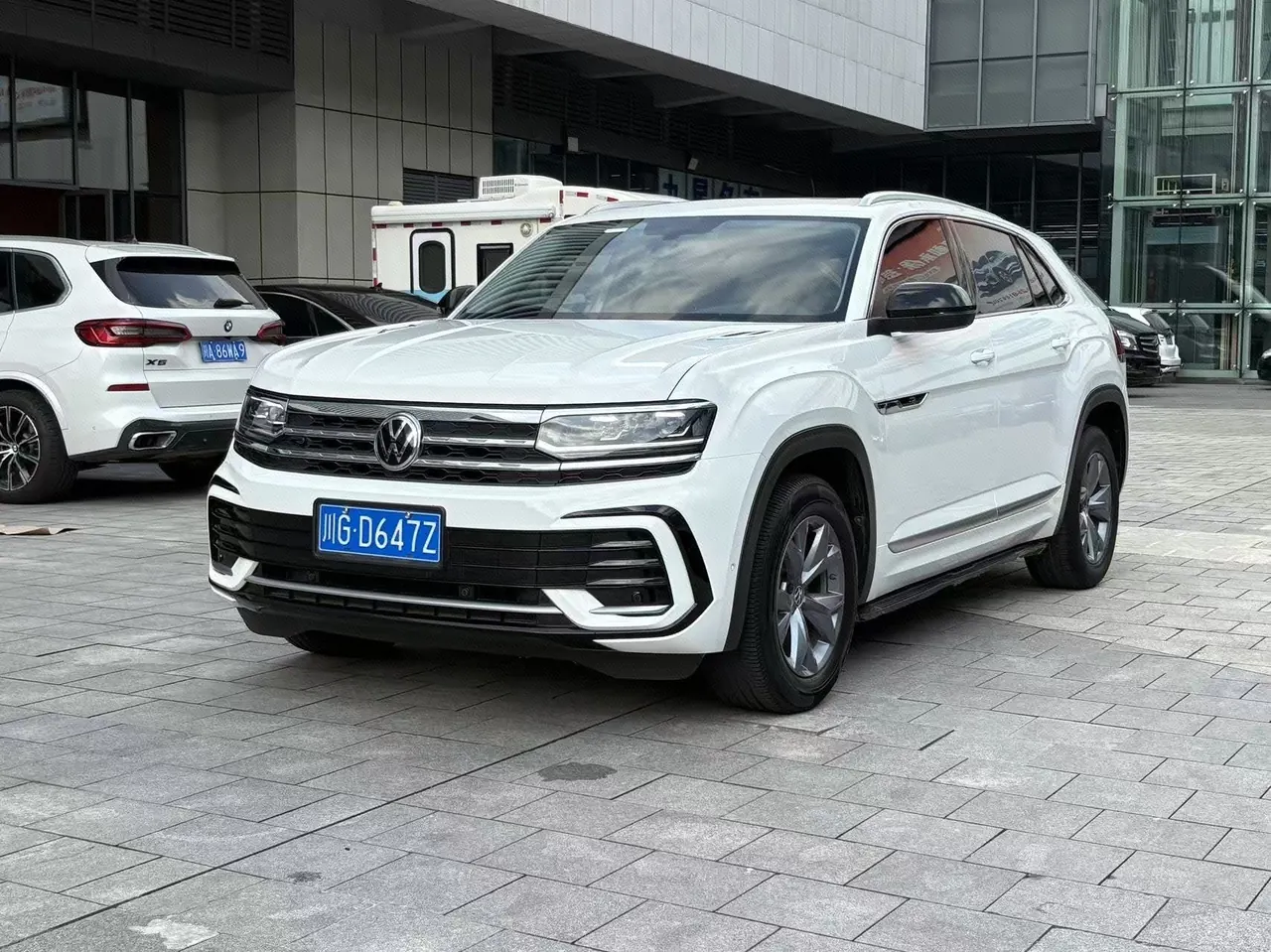 Open image lightbox: Volkswagen 2022 Tuang X 2.0TSI 380TSI Four-wheel Drive Deluxe Edition Automatic Gear