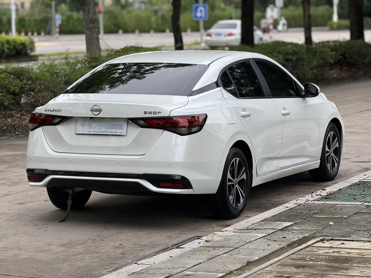 Nissan 2023 Sylphy 1.6 Stepless Pleasant Edition Automatic Gear 3