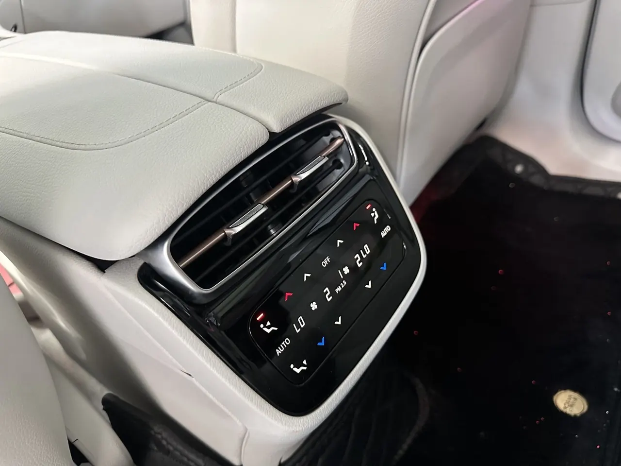 Mercedes Benz 2024 EQE SUV 500 4MATIC EQE SUV 500 4MATIC Automatic 7