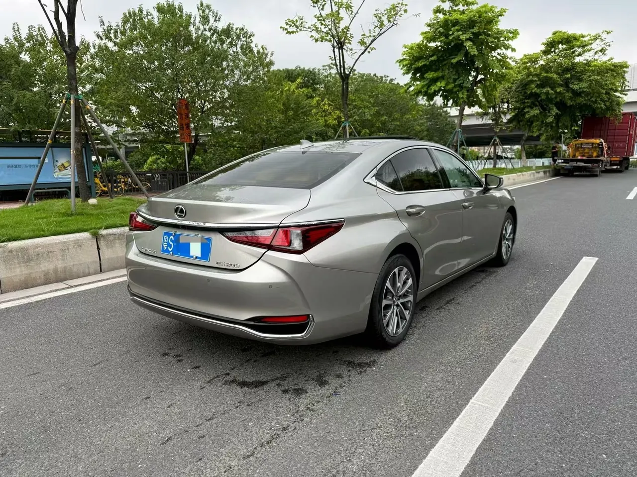 Lexus ES (Imported) 2021 ES200 2.0 Stepless Premium Edition Automatic Gear 3