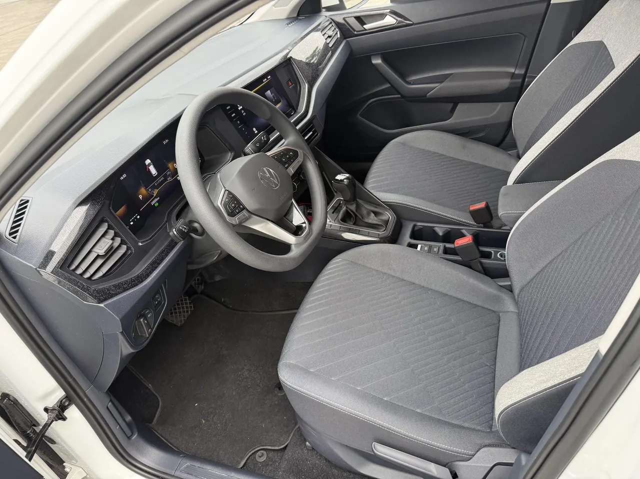 Volkswagen 2025 Lavida New 1.5 Outstanding New Wish Edition Automatic Gear 7
