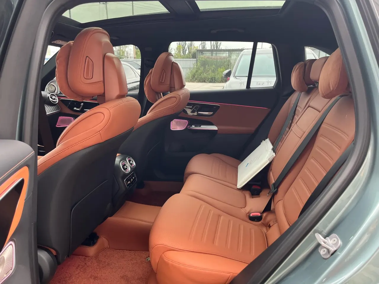 Mercedes Benz 2025 GLC 300 L 4MATIC 48V 2.0T Luxury 5-seat Automatic Gear 6