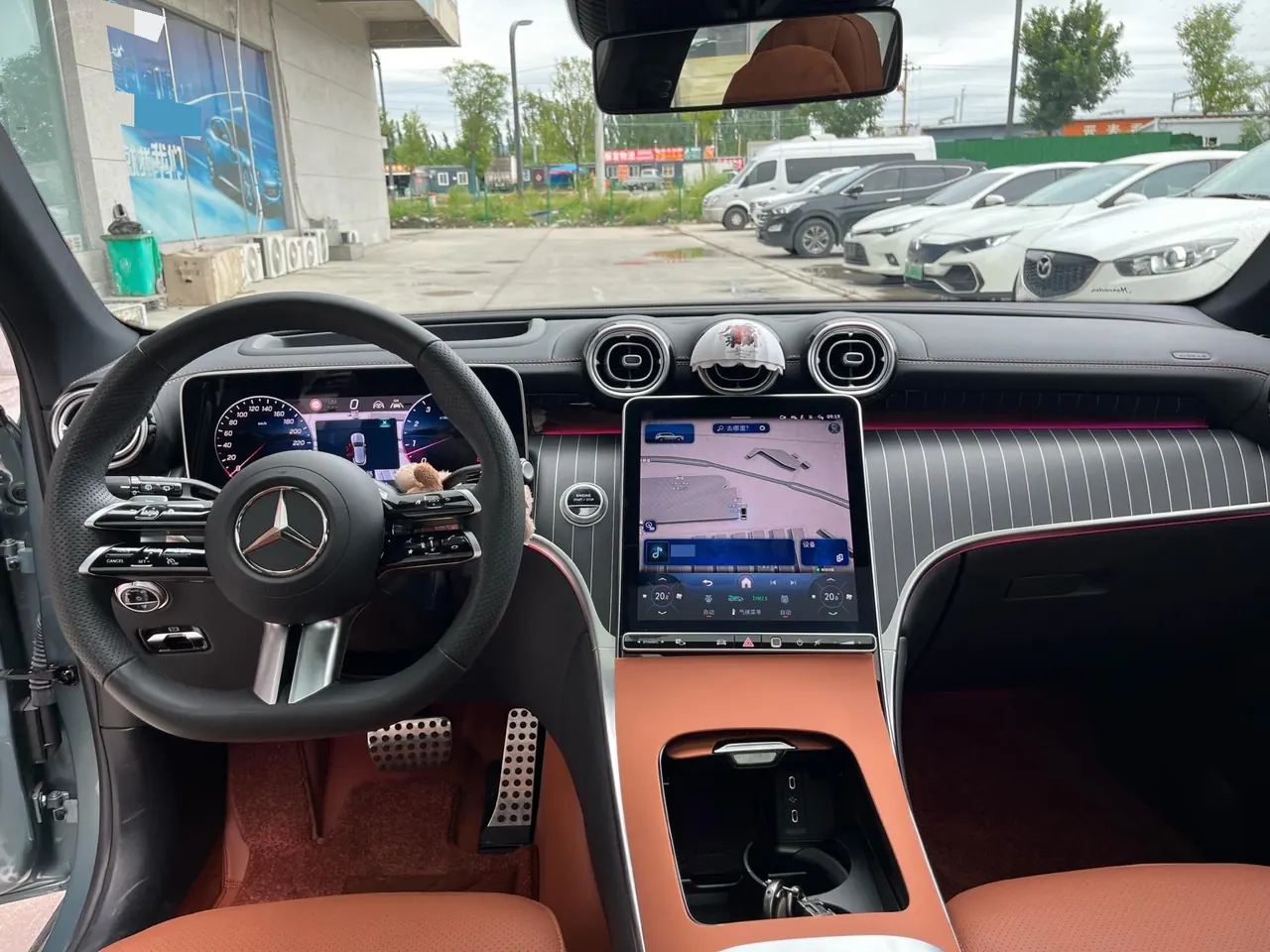 Mercedes Benz 2025 GLC 300 L 4MATIC 48V 2.0T Luxury 5-seat Automatic Gear 7