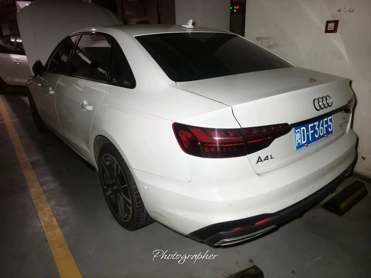Audi 2022 A4L 2.0TFSI 40TFSI Deluxe Dynamic Automatic 2