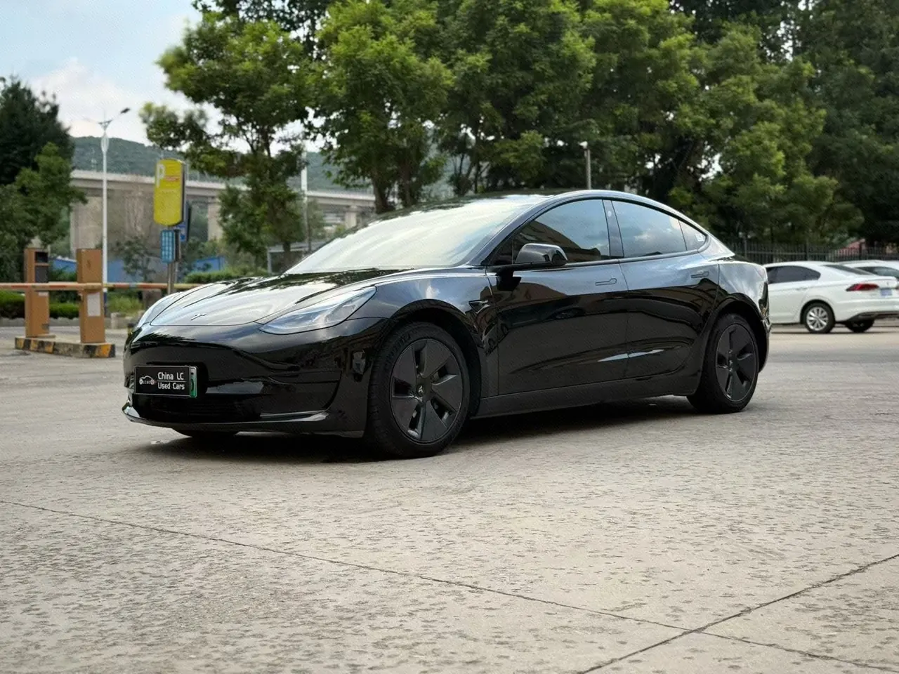 Open image lightbox: Tesla 2021 Model 3 Standard Endurance Rear Drive Upgraded Automatic Gear