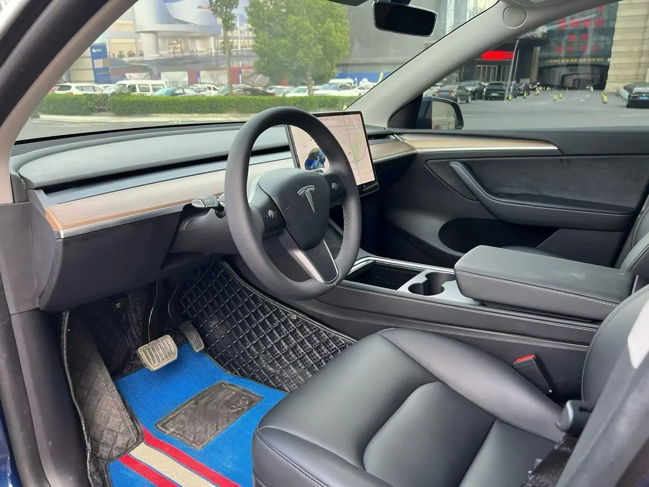 Tesla 2021 Model Y long endurance all-wheel drive version automatic transmission 3