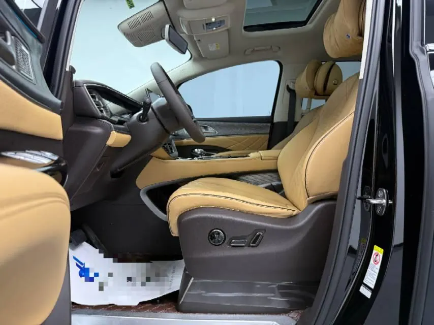 Denza 2024 Denza D9 DM-i 1.5T stepless 980 four-wheel drive distinguished automatic gear 10