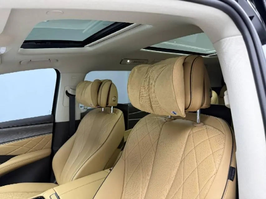 Denza 2024 Denza D9 DM-i 1.5T stepless 980 four-wheel drive distinguished automatic gear 11